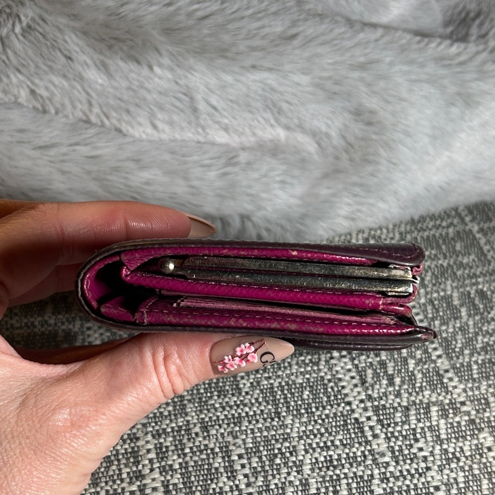 364. Louis Vuitton Portefeuille Viennois wallet in purple Epi - Picture 5 of 15